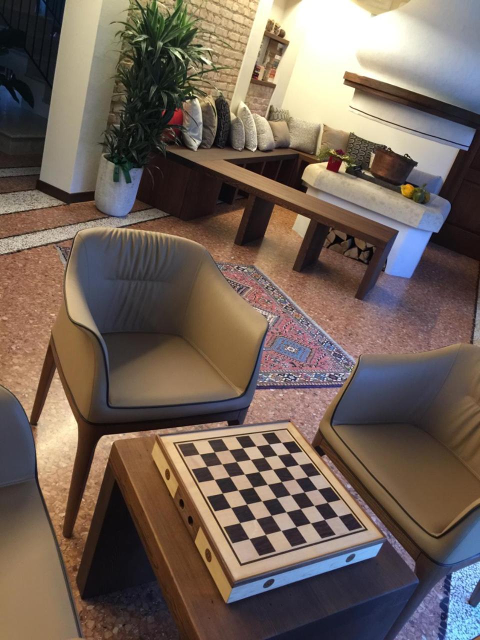 Hotel Crystal Luxury House à Fiume Veneto Extérieur photo