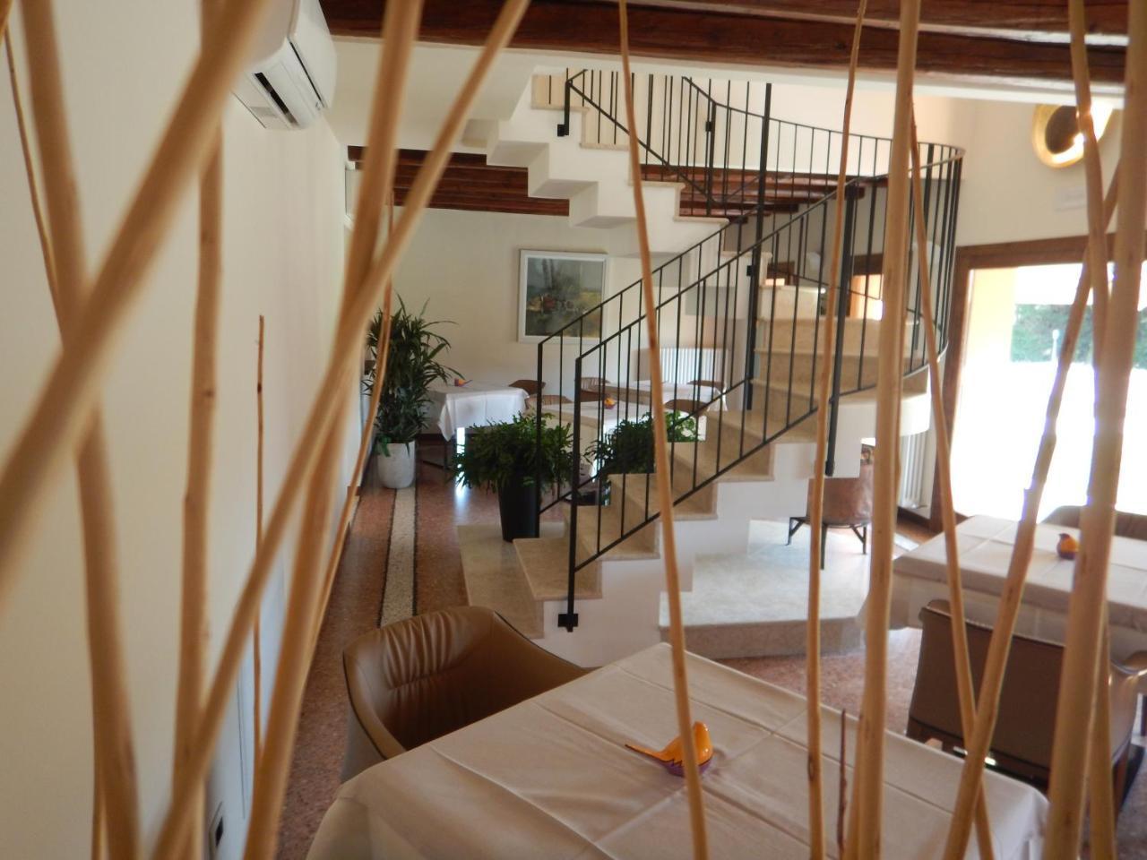 Hotel Crystal Luxury House à Fiume Veneto Extérieur photo